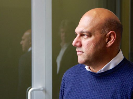Side profile of Salim Ismail